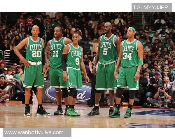 帕金斯称赞绿军三巨头KG是球队最佳球员最全面最关键